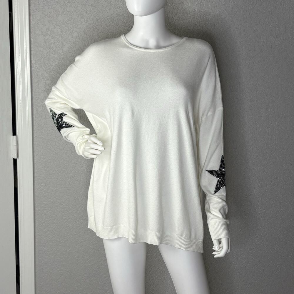 Elan Sparkly Star Arm Patch Pullover Sweater Long Sleeve Ivory Black One Size